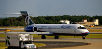 N906AT @ KATL - Taxi Atlanta - by Ronald Barker