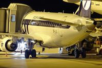 SP-LIO @ LFPG - LOT Polish Airlines at CDG T1 - by Jean Goubet-FRENCHSKY