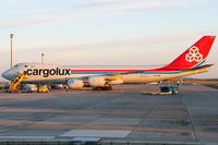 LX-VCB @ VIE - Cargolux
