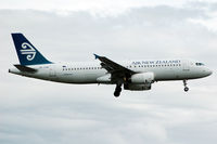 ZK-OJM @ NZAA - At Auckland - by Micha Lueck