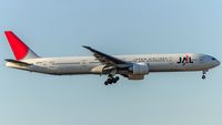 JA734J @ EDDF - on final RW07L