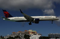 N707TW @ SXM - At famous Maho Beach - by Wolfgang Zilske