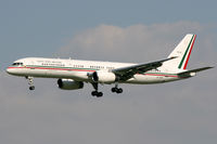 XC-UJM @ LOWW - Mexican Air Force - by Loetsch Andreas
