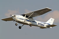 N73924 @ KPDK - Cessna 172N Skyhawk [172-67748] Atlanta-Dekalb Peachtree~N 21/04/2010 - by Ray Barber