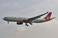 G-VWAG @ EGLL - Finals to 27L - by John Coates