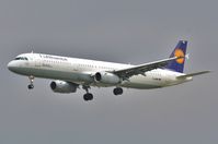 D-AIRH @ EGLL - Finals to 27L - by John Coates