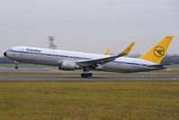 D-ABUM @ LOWW - Condor Boeing 767-300 - by Dietmar Schreiber - VAP