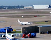N578QS @ KDFW - Taxi DFW - by Ronald Barker