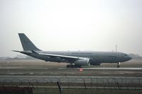 ZZ333 @ EKCH - ZZ333 in CPH. Weather and the light could have been better. - by Erik Oxtorp