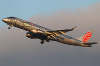OE-IHE @ LOWW - Niki Emb190 - by Thomas Ranner