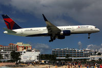 N707TW @ SXM - At famous Maho Beach - by Wolfgang Zilske