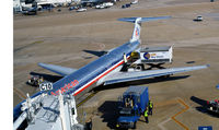 N967TW @ KDFW - Gate C10 DFW - by Ronald Barker