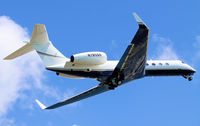 N785QS @ TNCM - N785QS