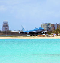 PH-BFY @ TNCM - PH-BFY - by Daniel Jef