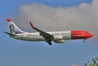 LN-NOE @ EGKK - Finals to 08R - by John Coates