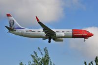 LN-NON @ EGKK - Finals to 08R - by John Coates