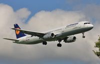 D-AIRK @ EGKK - On approach to 08R - by John Coates