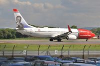 LN-DYY @ EGKK - Departing on 08R - by John Coates