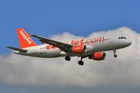 G-EZWA @ EGKK - Finals to 08R - by John Coates