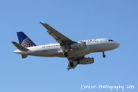 N801UA @ KSRQ - United Flight 833 (N801UA) on approach to Sarasota-Bradenton International Airport following a flight from Chicago-O'Hare International Airport - by Donten Photography