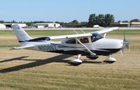 N9086Z @ KOSH - Cessna 182T