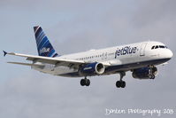 N657JB @ KSRQ - JetBlue Flight 163 (N657JB) Denim Blue arrives at Sarasota-Bradenton International Airport following a flight from John F Kennedy International Airport - by Donten Photography