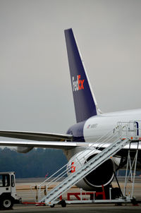 N988FD @ KRIC - Cargo ramp RIC