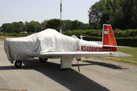N340BM @ LIQL - Privately owned, minus prop. - by Howard J Curtis