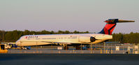 N930DN @ KRIC - Taxi RIC - by Ronald Barker