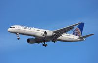 N538UA @ KORD - Boeing 757-200 - by Mark Pasqualino