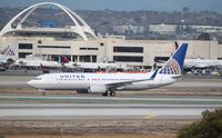 N76526 @ KLAX - Boeing 737-800