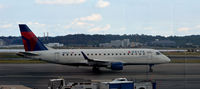 N213JQ @ KDCA - Taxi DCA   - by Ronald Barker