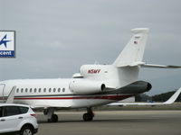 N5MV @ OXR - Dassault Aviation FALCON 900EX, three Honeywell TFE731-5BR-1C Turbofans, 4,750 lb st each. Thrust reverser on center engine. Mmo 0.84 Mach - by Doug Robertson