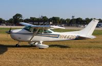 N1442D @ KOSH - Cessna 182P