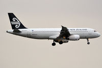 ZK-OJQ @ NZAA - At Auckland - by Micha Lueck