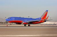 N225WN @ KLAS - Boeing 737-700 - by Mark Pasqualino