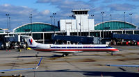 N662EH @ KORD - Taxi ORD - by Ronald Barker