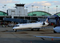 N713SK @ KORD - Taxi ORD - by Ronald Barker