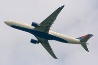 N806NW @ LFPG - Airbus A330-323, Take off Rwy 27L, Roissy Charles De Gaulle Airport (LFPG-CDG) - by Yves-Q