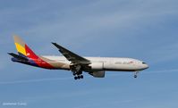 HL8284 @ KJFK - Going To A Landing on 4R, JFK - by Gintaras B.