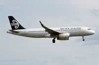 ZK-OXA @ NZAA - At Auckland - by Micha Lueck