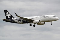 ZK-OXC @ NZAA - At Auckland - by Micha Lueck
