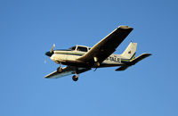 G-TALE @ EGLK - Short finals RW25- 11JAN14