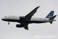 N559JB @ KSRQ - JetBlue Flight 163 (N559JB) Here's Looking at Blue, Kid arrives at Sarasota-Bradenton International Airport following a flight from John F Kennedy International Airport - by Donten Photography