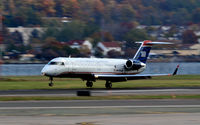 N419AW @ KDCA - Landing National - by Ronald Barker