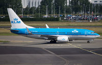 PH-BGR @ EHAM - On the Taxiway