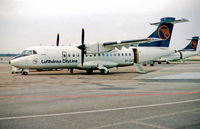 OY-CID @ EKCH - Copenhagen Kastrup 26.3.92 in LH-Cityline c/s. - by leo larsen