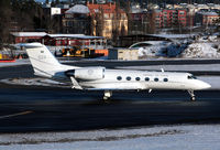 102004 @ ESSB - Lining up runway 12. - by Anders Nilsson