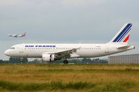 F-GKXI @ LFPG - Airbus A320-214, Landing Rwy 26L, Roissy Charles De Gaulle Airport (LFPG-CDG) - by Yves-Q