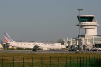 F-HBLD @ LFRB - Embraer ERJ-190-100LR, Boarding area, Brest-Bretagne Airport (LFRB-BES) - by Yves-Q